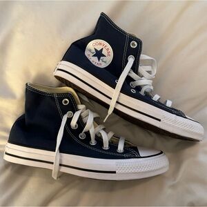 Converse - Never worn Chuck Taylor All Stars High Top in Navy, Women’s Size 7